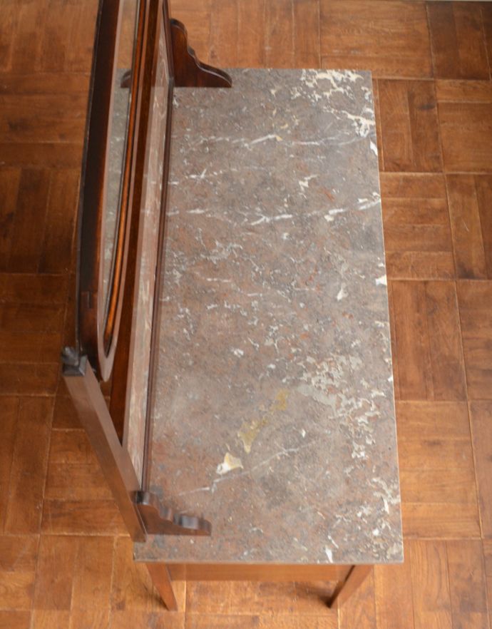 サイドボード　アンティーク家具　英国の素敵なアンティーク家具、ウォッシュスタンド（洗面台）。憧れの大理石の天板。(k-629-f)