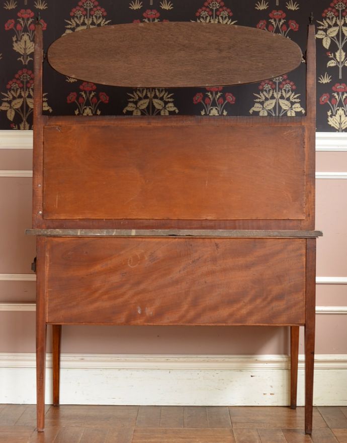 サイドボード　アンティーク家具　英国の素敵なアンティーク家具、ウォッシュスタンド（洗面台）。裏側もきちんとメンテナンスしているので、キレイな状態です。(k-629-f)