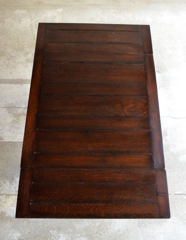 ロイドテーブル　アンティーク家具　伸張式のアンティーク英国家具、ドローリーフテーブル（ダイニングテーブル）。天板もピカピカにお直ししました。(k-767-f)