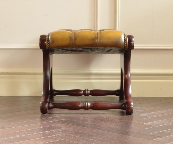 英国アンティークスツール、革張りのオットマン（足置き）(k-932-c