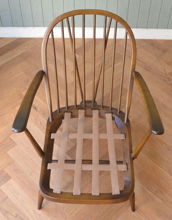 アーコール社のアンティークソファ、1人掛けのラウンジチェア(オレンジ