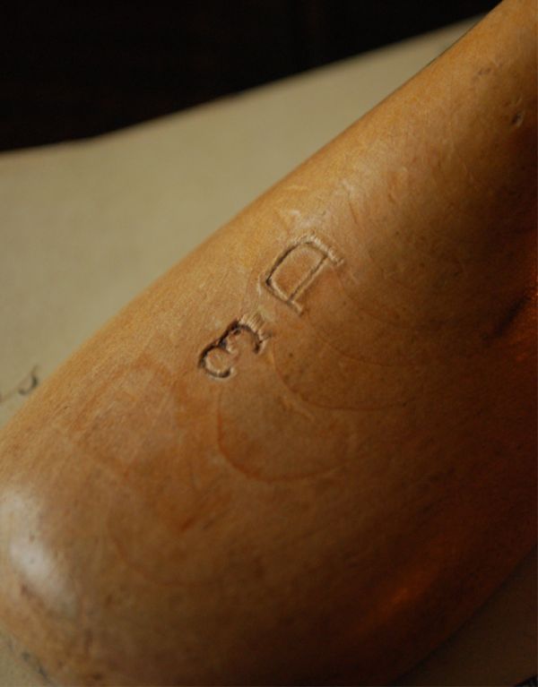 古い 木製靴型 木のアンティーク雑貨 木製靴型(こどもサイズ）(m-1153-z