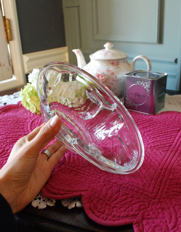 アンティーク雑貨　アンティークガラスのキッチン雑貨　ウサギのゼリーモールド（大）。たっぷり作れるサイズです。(m-1206-z)