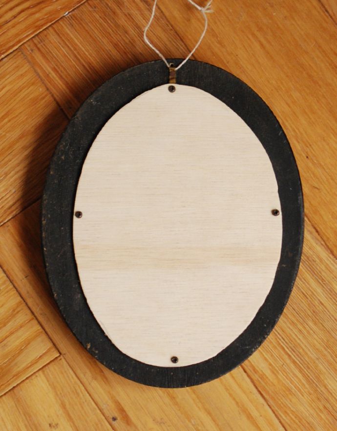 木の雑貨　アンティーク雑貨　フランス便で到着、1860年代オーバルのフォトフレーム（ブラック）。壁に掛けられるようになっています。(m-1284-z)