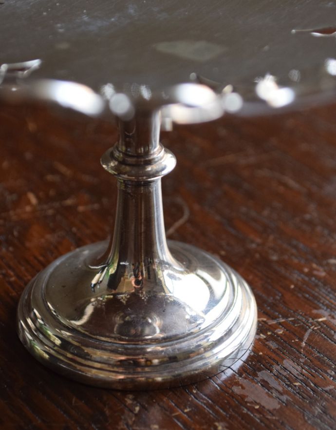 アンティーク雑貨 アンティークシルバーのミニコンポート。テーブルコーディネートの主役になります。(m-1325-z)