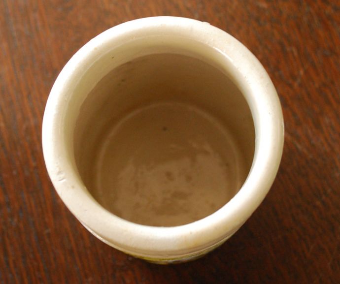 ジャムポット　アンティーク雑貨　イギリスアンティークの陶器ジャー 、ジャムポット「PLUM」。どっしりと安定感のあるポットです。(m-1361-z)