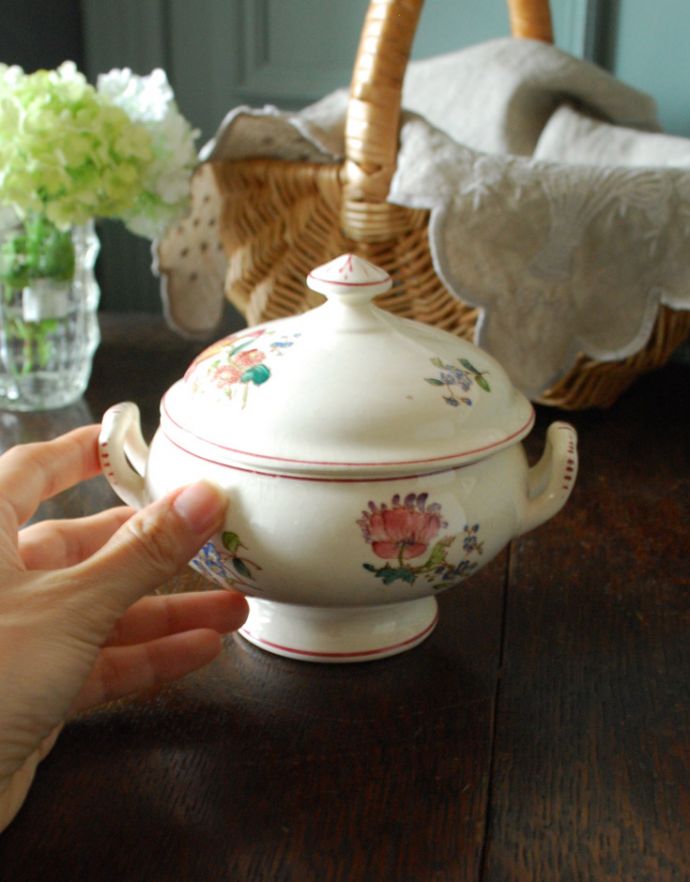 テーブルウェア(食器)　アンティーク雑貨　Lonchamp製（ロンシャン）フランスアンティークのおままごと食器セット。アンティークのため、多少の欠け・傷がある場合がありますが、使用上問題はありませんので、ご安心ください。(m-1464-z)