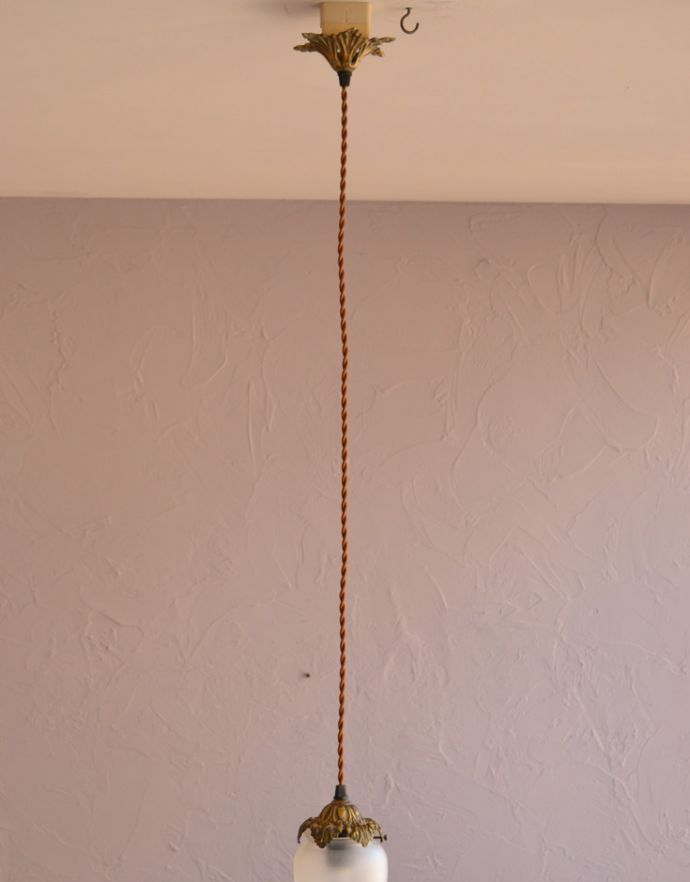 ペンダントライト　照明・ライティング　装飾もエレガント、フランスで見つけたカットガラスのシェードペンダントランプ。ブラウンのコードです。(m-1471-z)