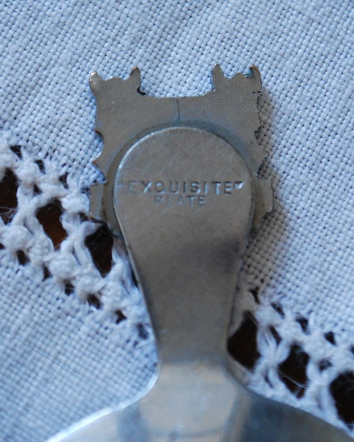 アンティーク シルバー製 アンティーク雑貨 ティータイムを楽しむアンティーク雑貨、キャディスプーン。アンティークなので、キズや汚れがある場合がありますが、使用上は問題ありませんのでご安心下さいね。(m-1699-z)