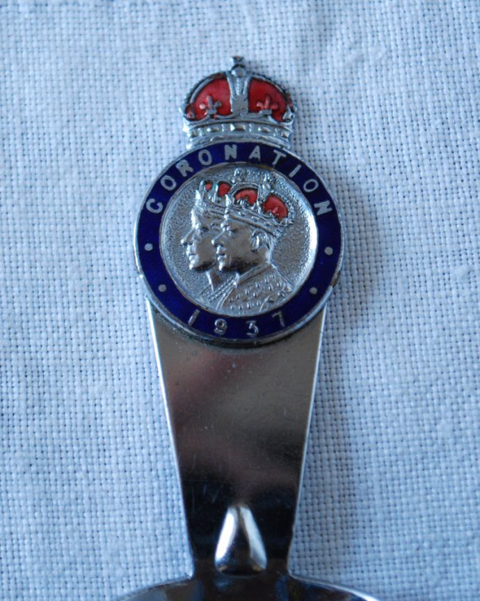 アンティーク シルバー製 アンティーク雑貨 ジョージ6世の戴冠記念、アンティークコロネーションキャンディスプーン(1937年)。1937年のコロネーショングッズです。(m-1703-z)