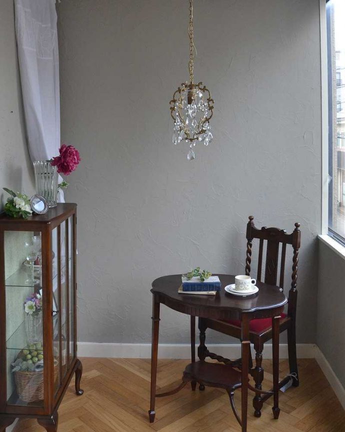 アンティークのシャンデリア・ハンギングボウル 照明・ライティング フランス輸入の真鍮製のアンティーク1灯シャンデリア(E17シャンデリア球付)。お部屋の主役になるほどの存在感です。(m-1841-z)