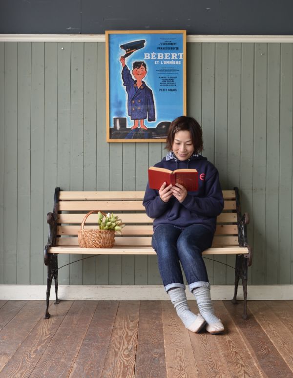 アンティーク チェア　イギリスから届いたアンティークのアイアンベンチ（ガーデンチェア）。デッキやテラスに置いてみてください。(m-315-c)