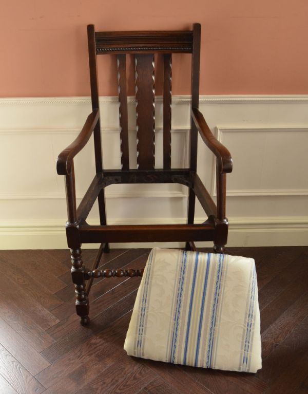 アンティークのダイニングチェア、高級感のあるアームチェア(m-347-c