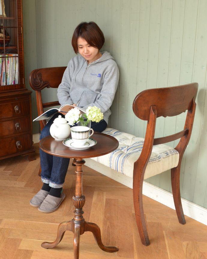 スツール・オットマン　アンティーク チェア　1880年代の英国アンティーク家具、マホガニー材のウィンドーシート（ベンチ）。。(m-365-c)
