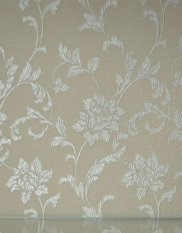 アンティークのキャビネット　アンティーク家具　上品なアンティークの英国家具、ガラスのショーケース。並べた食器やお気に入りのアイテムを盛り上げてくれるような華やかな生地に新しく張り替えました。(m-387-f)