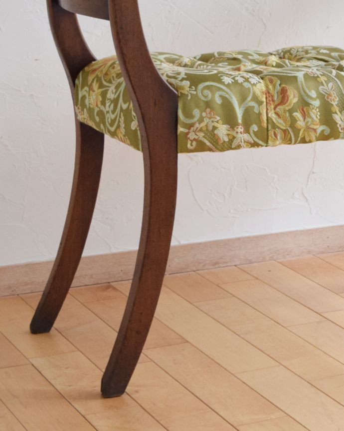 セティ・ソファ・ベンチ　アンティーク チェア　英国アンティーク家具、装飾が美しいマホガニー材のウィンドーシート（ベンチ）。メンテナンスをしっかりしているので、男性の方でも安心してお掛けください。(m-398-c)