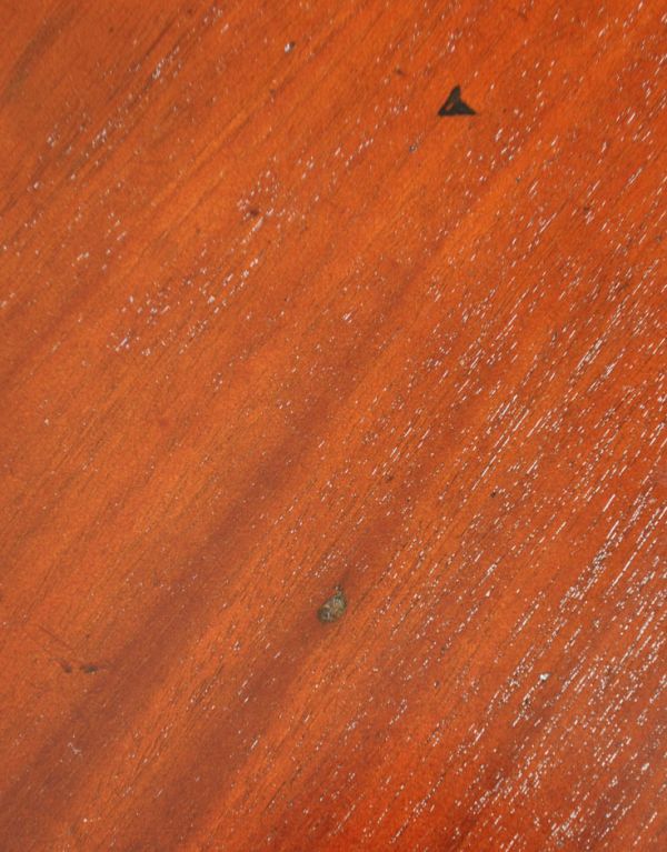 アンティーク家具 英国のアンティーク家具、品のある小さいサイズのデスク。天板もいい表情をしています。(m-420-f)