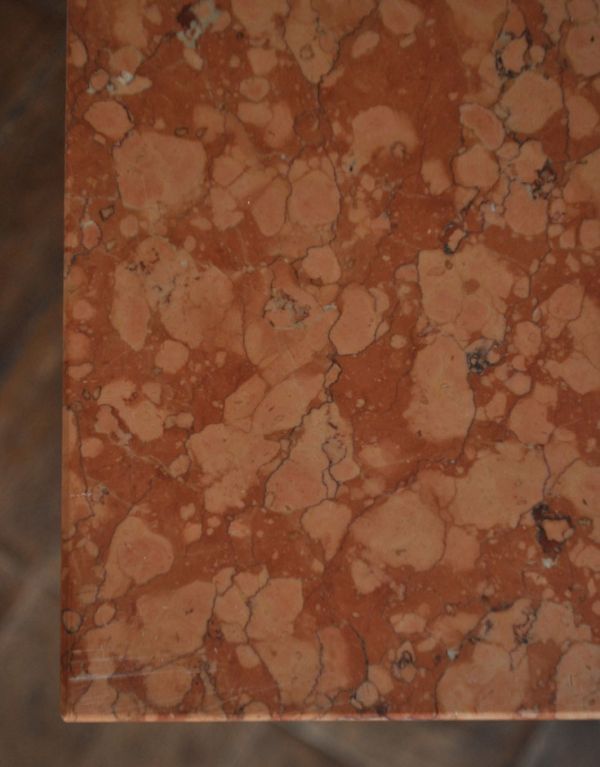 アンティークのキャビネット　アンティーク家具　アンティークのフランス家具、ホワイトペイントのナイトテーブル。高級感のある天板です。(m-442-f)