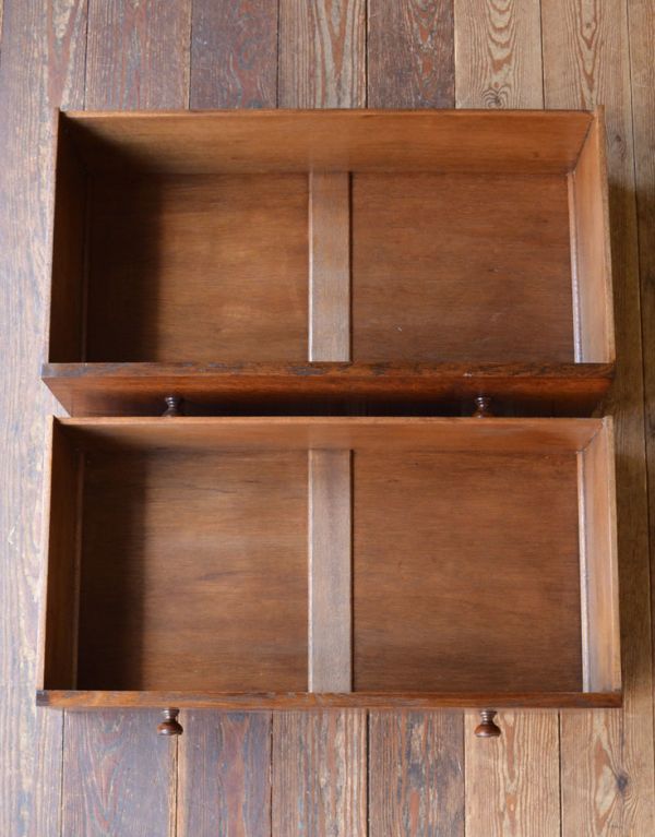 アンティークのドレッサー　アンティーク家具　大きなミラー付き英国のアンティーク家具、便利なドレッシングチェスト。引き出しは２杯です。(m-453-f)