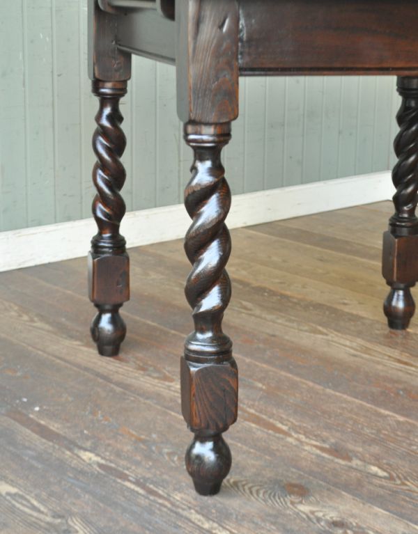 ロイドテーブル　アンティーク家具　イギリスのアンティーク家具、ツイスト脚のドローリーフテーブル（ダイニングテーブル）。キチンとお直ししました。(m-460-f)