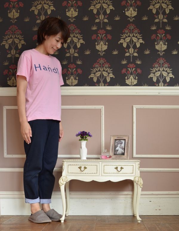 アンティークのチェスト　アンティーク家具　大人かわいいフレンチスタイルのアンティーク家具、小ぶりなチェスト。とっても可愛いチェスト。(m-477-f)