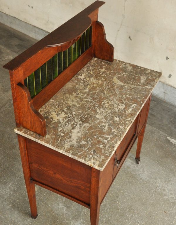 ウォッシュスタンド　アンティーク家具　英国アンティークの家具、グリーンのタイルのウォッシュスタンド。天板もキレイな天然大理石。(m-500-f)