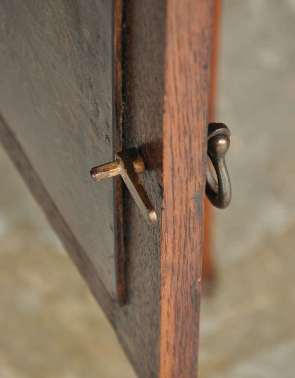 ウォッシュスタンド　アンティーク家具　英国アンティークの家具、グリーンのタイルのウォッシュスタンド。ストッパーが付いています。(m-500-f)