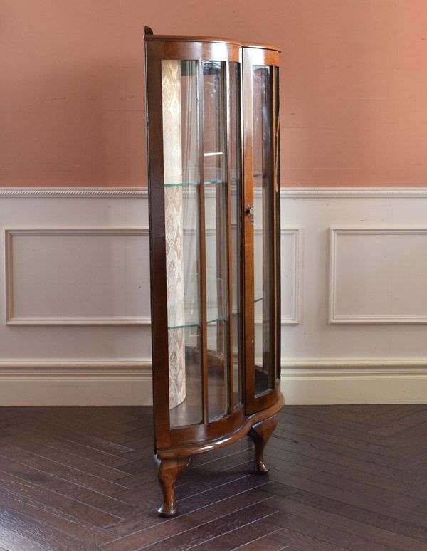 アンティークのキャビネット　アンティーク家具　英国のアンティーク家具、ミラー付きガラスキャビネット（飾り棚）。サイドもガラスなので、どこから見ても美しいです！しっかり作られているので、安心してお使いいただけます。(m-505-f)