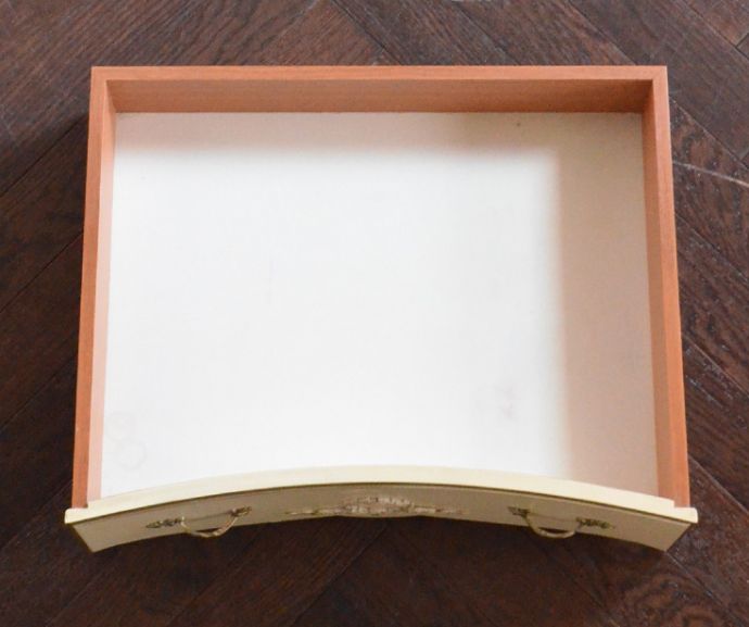 サイドバイサイド アンティーク家具 フランスのホワイト色のアンティーク家具、憧れのドレッシングデスク(ドレッサー)。引き出しです。(m-533-f)