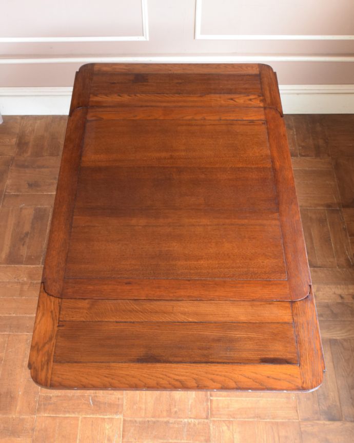 ロイドテーブル　アンティーク家具　イギリスのアンティーク家具、ブルボーズレッグが素敵なドローリーフテーブル（ダイニングテーブル） 。天板もピカピカにお直ししました。(m-567-f)