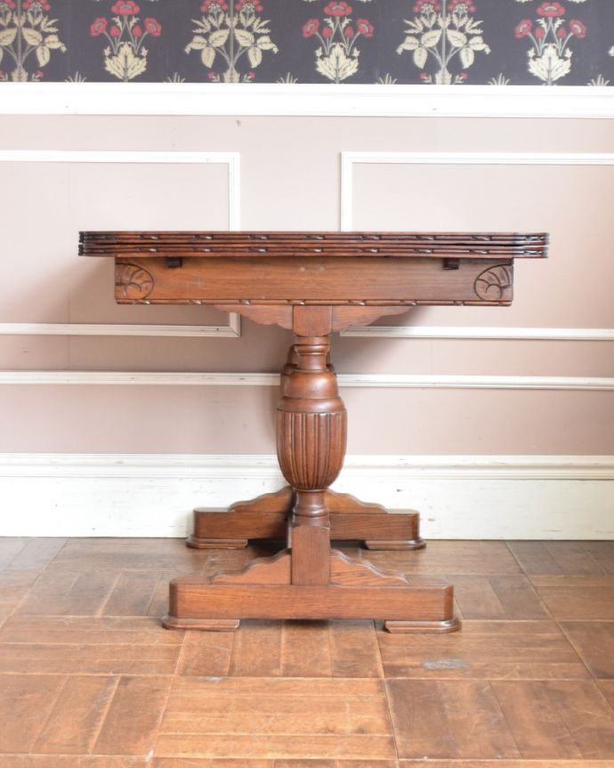 ロイドテーブル　アンティーク家具　イギリスのアンティーク家具、ブルボーズレッグが素敵なドローリーフテーブル（ダイニングテーブル） 。温かみのある落ち着いた色です。(m-567-f)