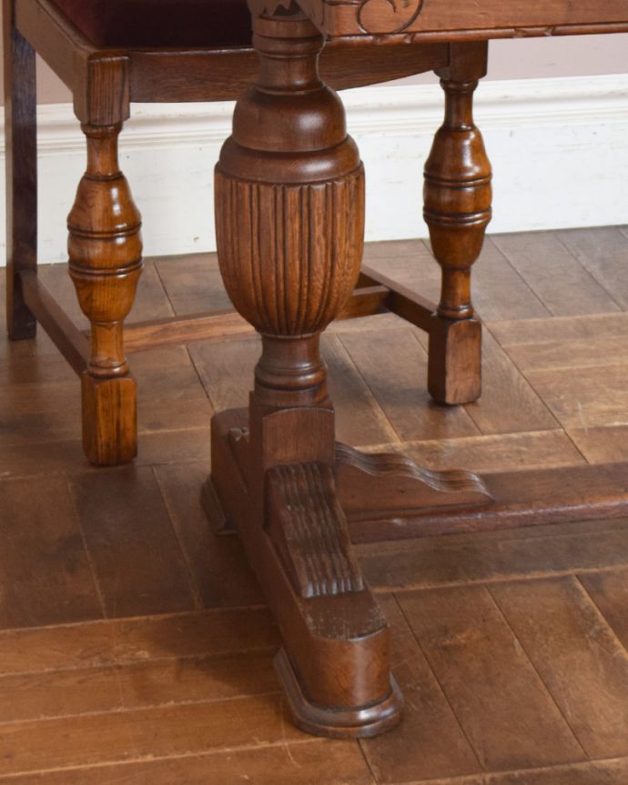 ロイドテーブル　アンティーク家具　イギリスのアンティーク家具、ブルボーズレッグが素敵なドローリーフテーブル（ダイニングテーブル） 。キチンとお直ししました。(m-567-f)