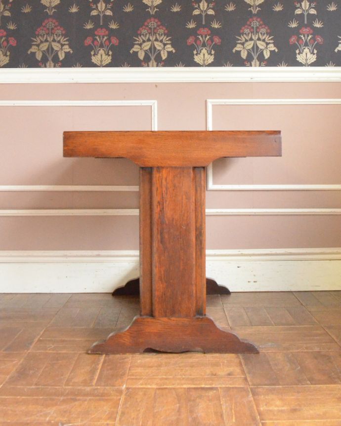 ロイドテーブル　アンティーク家具　ホーロー天板付き！オシャレなアンティークのベイキングテーブル（作業台）。きちんとメンテナンスしていますので、届いたその日からお使いいただけます。(m-593-f)