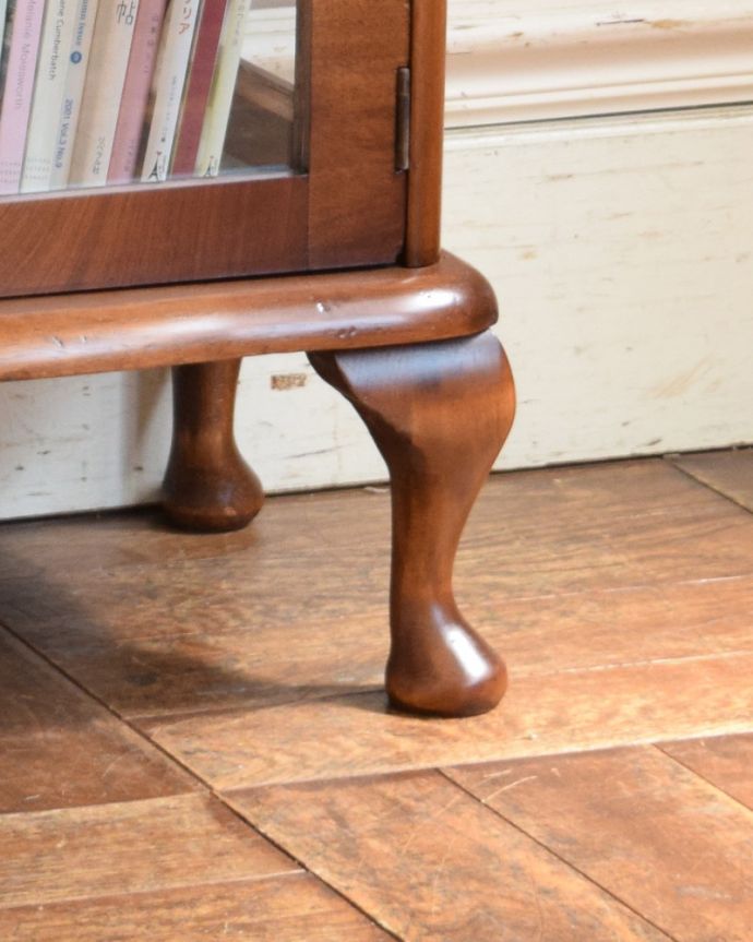 アンティークのキャビネット　アンティーク家具　英国スタイルのアンティーク家具、コンパクトなショーケース（ガラスキャビネット）。きちんと支えます。(m-606-f)