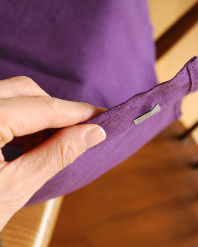 ダイニング雑貨　インテリア雑貨　リネンのテーブルランナー(パープル)。吸水性と速乾性に優れたリネン。(n3-093)