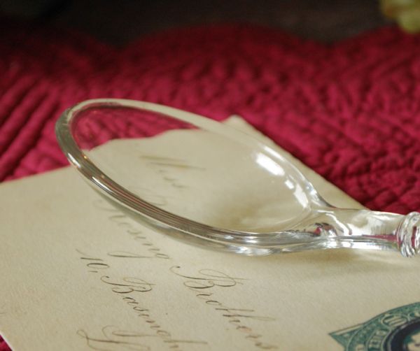 アンティーク雑貨 アンティークガラスのスプーン&フォーク、プレスドグラス。スプーン&フォークをセットでお届けします。(pg-2645)