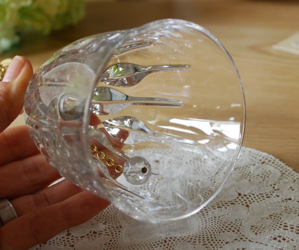 アンティーク雑貨　２つの素材が使われたガラスベル、アンティークプレスドグラス。澄んだ音色が楽しめます。(pg-2921)