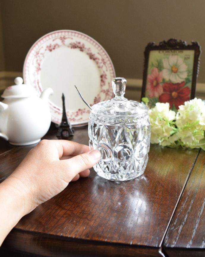 アンティークガラスのプレスドグラス、水玉模様のシュガーポット（砂糖