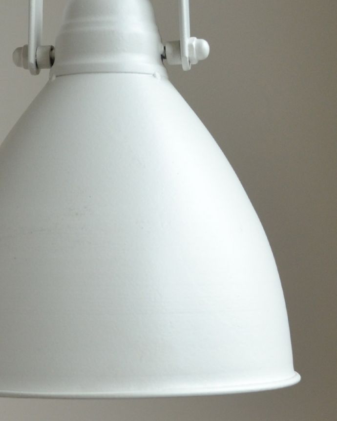 ペンダントライト 照明・ライティング マットなホワイトカラーのペンダントライト (電球なし)。日中もお部屋の可愛いポイントになります。(pl-101)