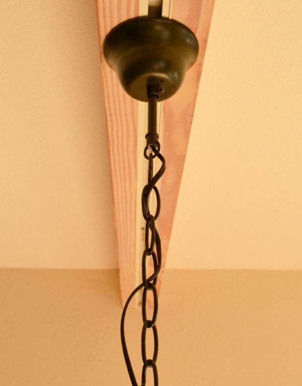 ペンダントライト　照明・ライティング　アンティーク風エンジェルペンダントランプ（葡萄）（電球セット）。直結シーリングタイプでお届けいたします。(pl-122)