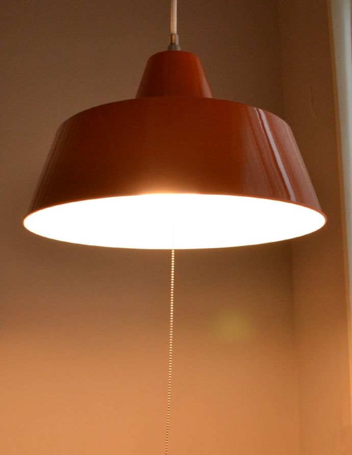 レトロな雰囲気のホウロウペンダントライト（オレンジ）2灯タイプ