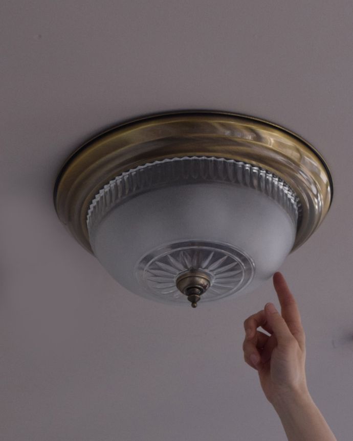 ペンダントライト　照明・ライティング　クラシックスタイルが美しいアンティーク調シーリングランプ（電球なし）。※配線に直結するので、電気屋さんによる取り付け工事が必要です。(pl-168)