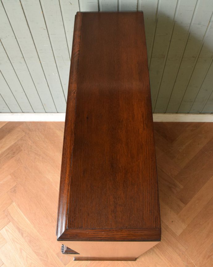 アンティークのキャビネット アンティーク家具 小さくて置きやすいスタッキングブックケース、英国輸入のアンティークキャビネット。天板もピカピカにお直ししました。(q-1090-f)