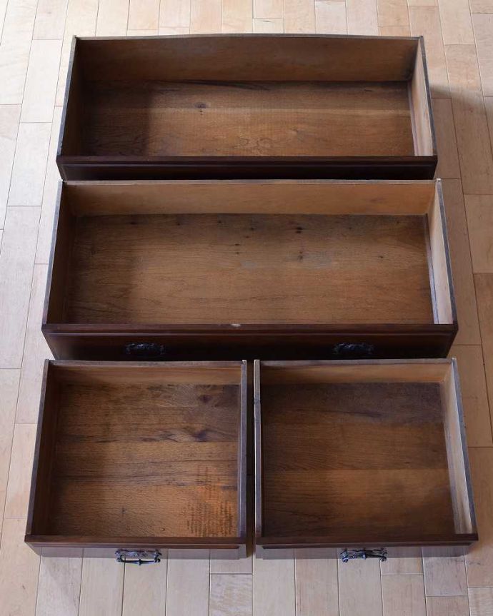 サイドボード　アンティーク家具　タイルが美しいアンティークの引き出し付きのウォッシュスタンド、マホガニー材の英国家具。キレイに修復しました！もちろん引き出しの中も職人がキレイにお直しました。(q-1137-f)