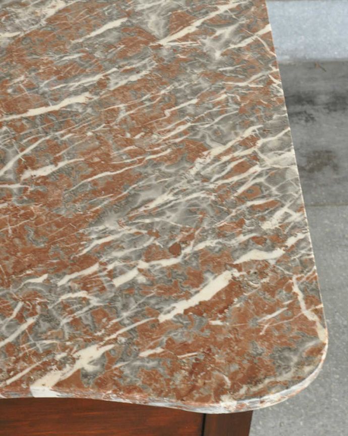 サイドボード　アンティーク家具　タイルが美しいイギリスのアンティーク家具、大理石天板のウォッシュスタンド。コンディションもバッチリ！天然石はコンディションが一番大事。(q-1138-f)