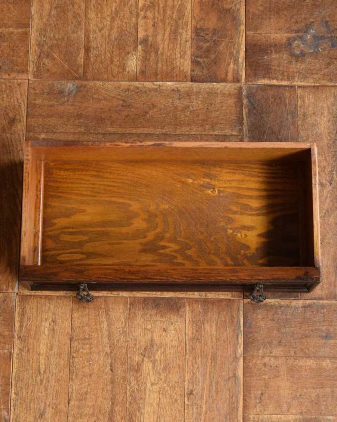 ビューロー　アンティーク家具　英国から届いたアンティーク、本棚とデスクが付いたお洒落なサイドバイサイド。引き出し部分は･･･もちろん、引き出しの中もキレイに修復してあるので、ピッカピカです。(q-1221-f)