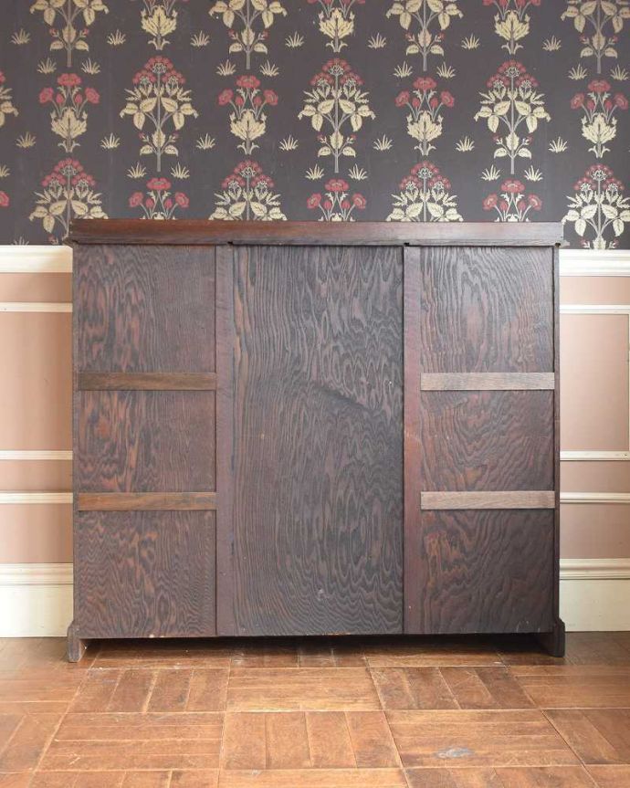 ビューロー　アンティーク家具　英国から届いたアンティーク、本棚とデスクが付いたお洒落なサイドバイサイド。もちろん、後ろ姿もキレイです。(q-1221-f)