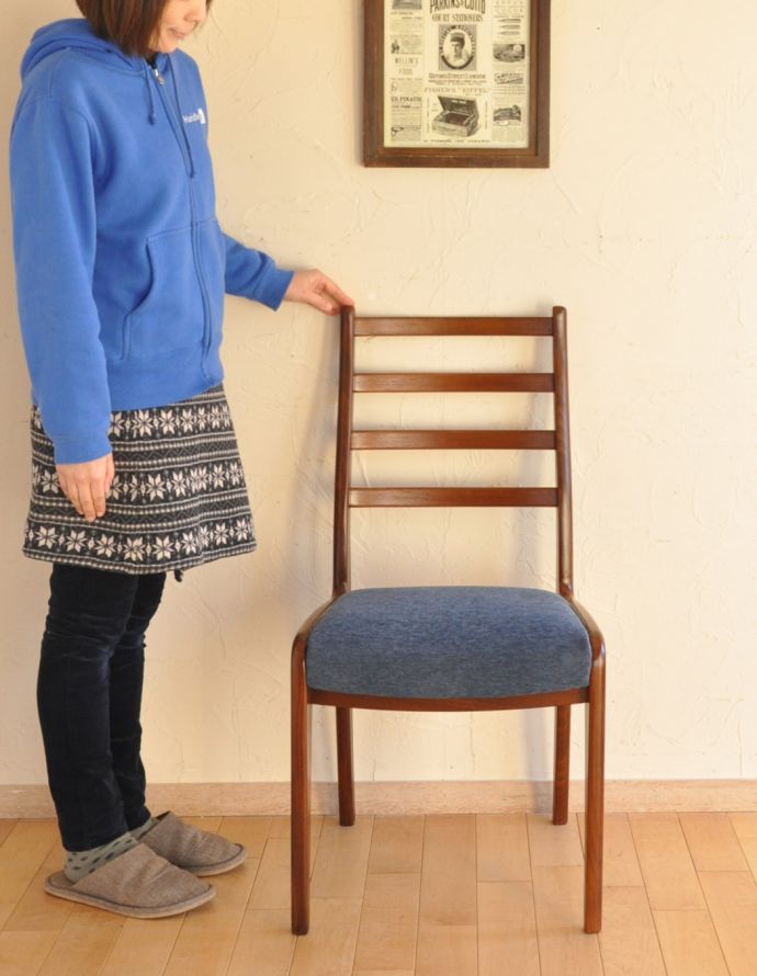 G-PLAN(Gプラン)　アンティーク チェア　長く使える北欧インテリア、シンプルなダイニングチェア。人気の北欧テイストの家具。(q-157-c)