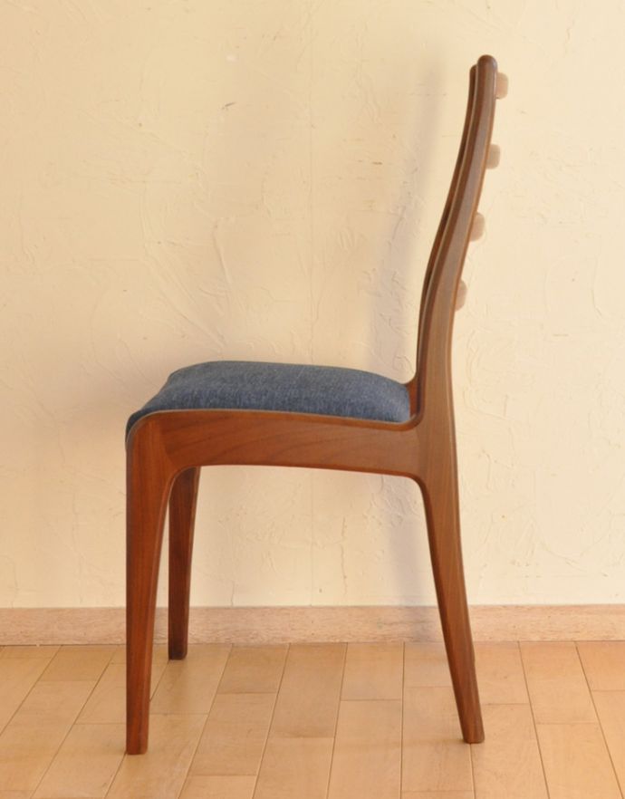 G-PLAN(Gプラン)　アンティーク チェア　長く使える北欧インテリア、シンプルなダイニングチェア。シンプルでオシャレな形。(q-157-c)