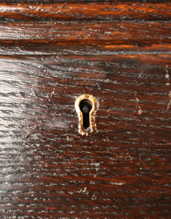 サイドバイサイド　アンティーク家具　英国のアンティーク収納家具、オシャレなビューローブックケース。ビューローの開閉は鍵を引っ掛けて使用してください。(q-415-f)